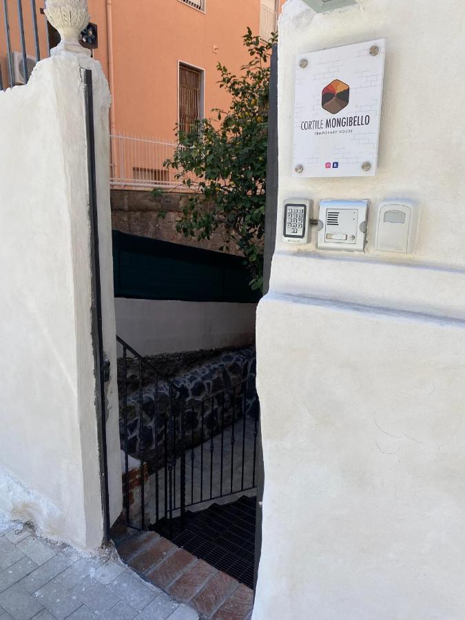 Cortile Mongibello Catania Exterior photo